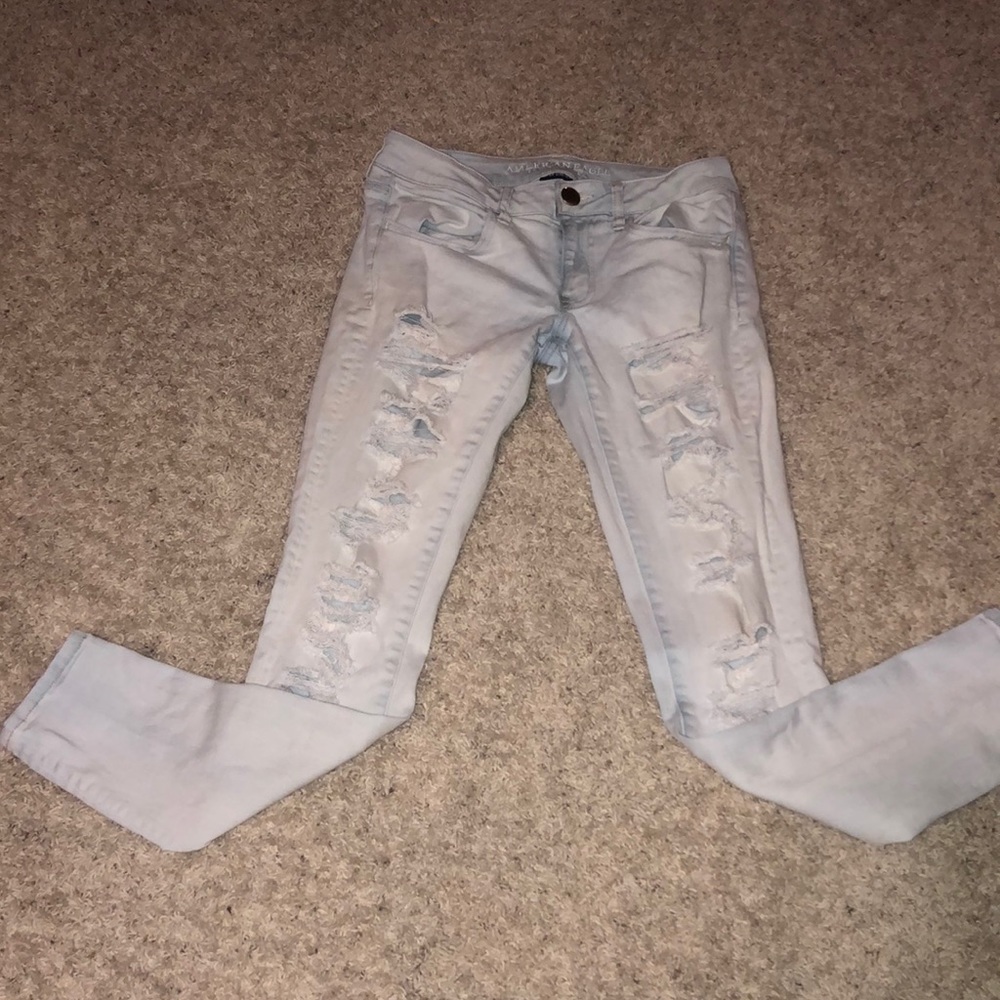 Super holy, Super stretch skinny jeans.